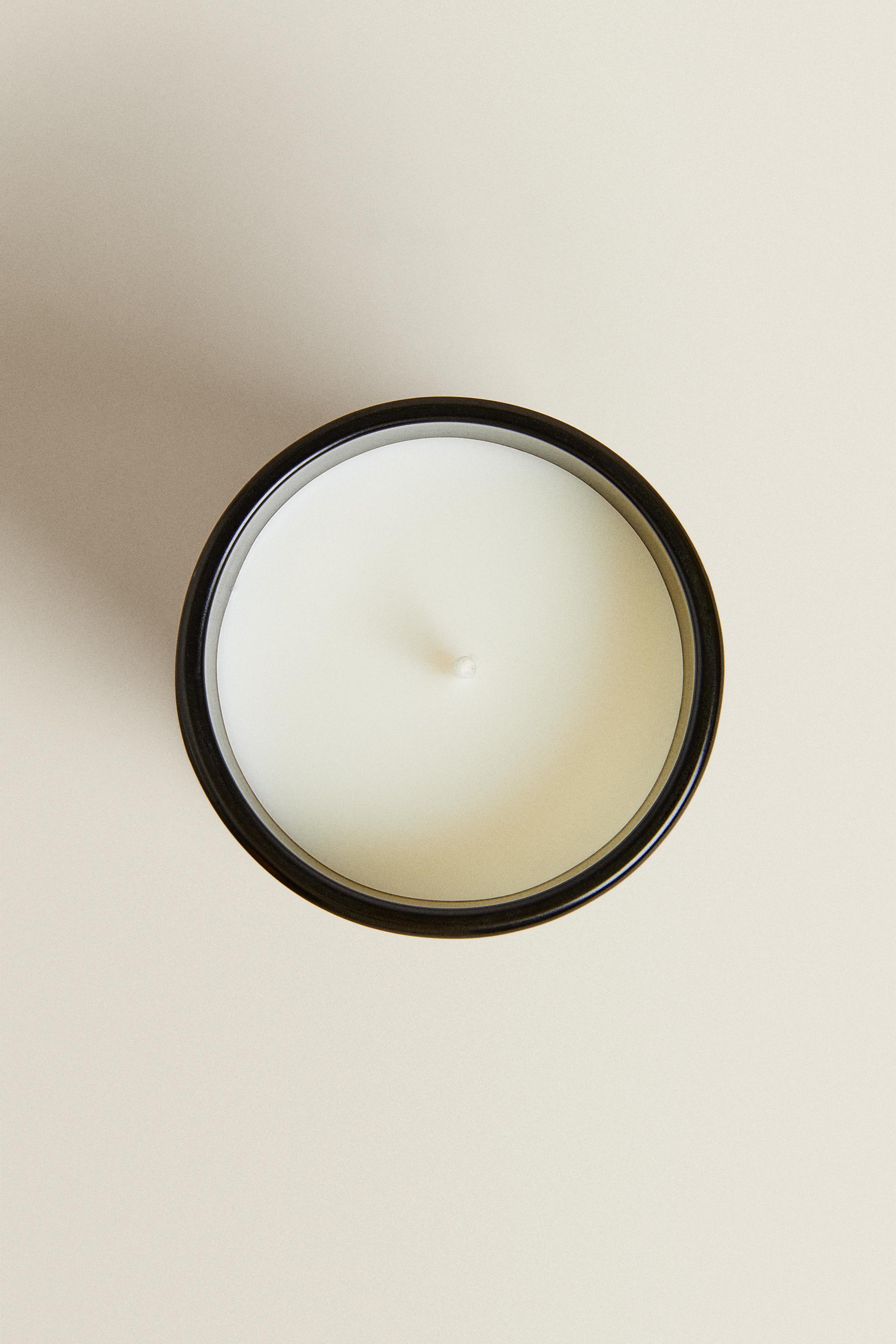 (150 G) BASILICUM SCENTED CANDLE